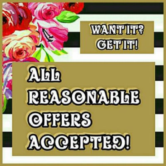 Accepting ALL Reasonable offers 🛍💸 - Picture 1 of 1